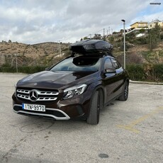 Mercedes-Benz GLA 200 '17