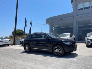 Mercedes-Benz GLA 200 '24 4X4