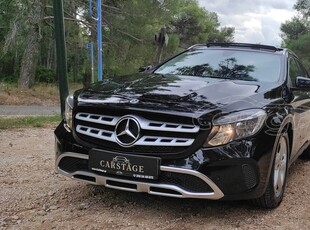 Mercedes-Benz GLA 220 '17 Urban 4MATIC 7G-DCT