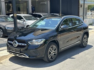 Mercedes-Benz GLA 250 '22 e plug in hybrid Progressive