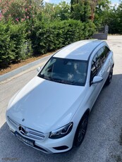 Mercedes-Benz GLC 350 '18 Plug in