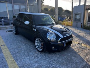 Mini Cooper S '10 CHILLI PACKET PANORAMA FULL