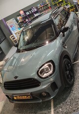 Mini Countryman '21 Piano Black