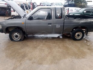 Nissan PickUp '88 μονο ανταλλακτικα