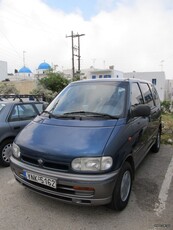 Nissan Serena '97