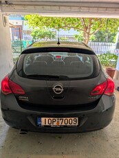 Opel Astra '10 Turbo