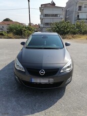 Opel Astra '11