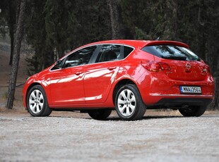 Opel Astra '15