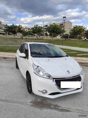 Peugeot 208 '14 1.2 PURETECH 82