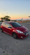 Peugeot 208 '15 Gti