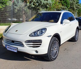 Porsche Cayenne '11 Porsche Cayenne ΥΒΡΙΔΙΚΟ PANORAMA 416HP '11