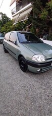 Renault Clio '00