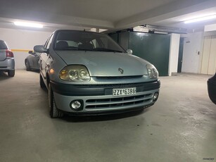 Renault Clio '01 CLIO 1.4 16V