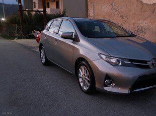 Toyota Auris '13