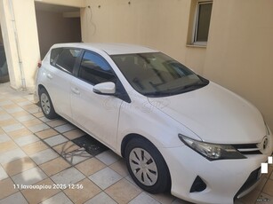 Toyota Auris '13 1.33