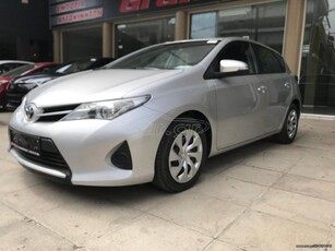 Toyota Auris '15