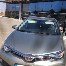 Toyota Auris '15 δερμα κλιμα ζαντες