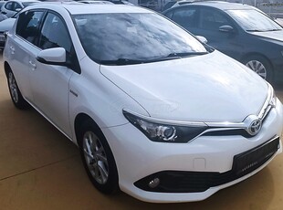 Toyota Auris '19 1.8 Hybrid Comfort!ΓΡΑΜΜΑΤΙΑ ΜΕΤΑΞΥ ΜΑΣ!