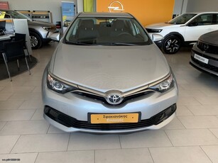 Toyota Auris Touring Sports '17