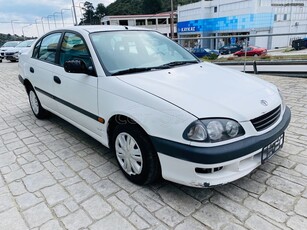 Toyota Avensis '99