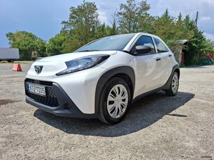 Toyota Aygo (X) '22 Aygo x