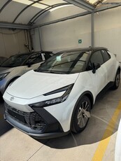 Toyota C-HR '24 CLUB BITONE ΕΤΟΙΜΟΠΑΡΑΔΟΤΟ