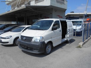 Toyota Hiace '09 2.5 D-4D KLIMA 2 PLAINES PORTES