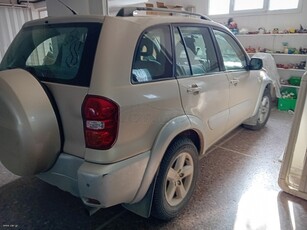 Toyota RAV 4 '04 2.0 EXECUTIVE 4X4