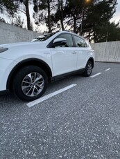 Toyota RAV 4 '16 Hybrid