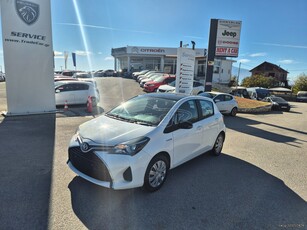 Toyota Yaris '15 1.5 Hybrid Comfort