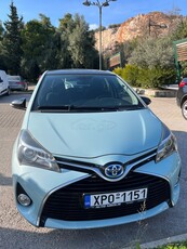 Toyota Yaris '15 HYBRID PANORAMA