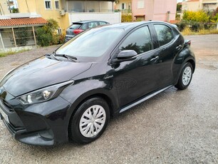 Toyota Yaris '21 1.5 HYBRID STYLE CVT