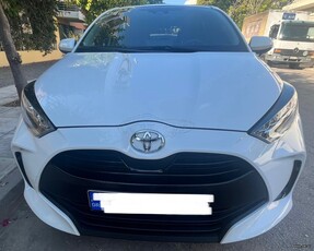 Toyota Yaris '22 1.5 ACTIVE Plus