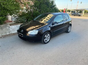 Volkswagen Golf '06 1400 FSI!!