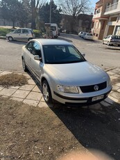 Volkswagen Passat '00