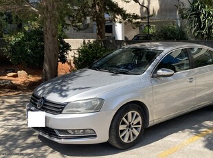 Volkswagen Passat '12