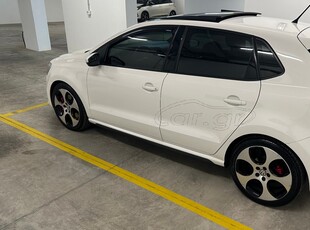 Volkswagen Polo '13 GTI DSG (7-GEAR)