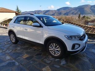 Volkswagen T-Roc '22 Life