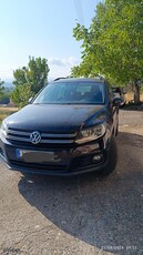 Volkswagen Tiguan '11