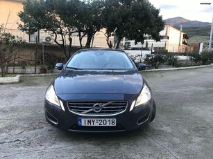 Volvo S60 '11 T4