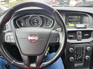 Volvo V40 '14 D2