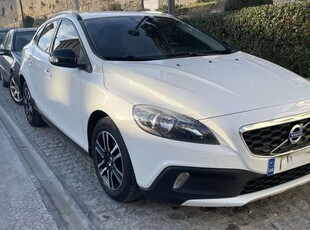 Volvo V40 Cross Country '14