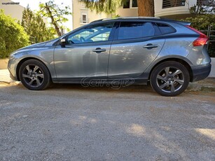 Volvo V40 Cross Country '15 LIVSTYL