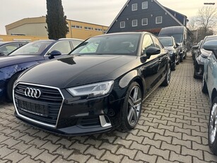 Audi A3 '18 QUATTRO