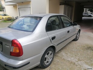 Hyundai Accent '01