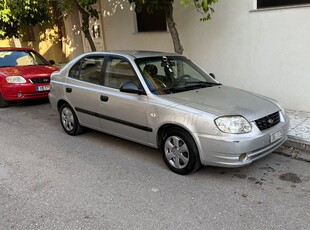 Hyundai Accent '04