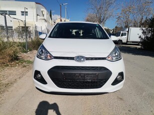 Hyundai i 10 '15