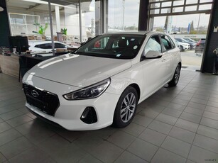 Hyundai i 30 '18 1,4 ΜPI 100PS NAVI!