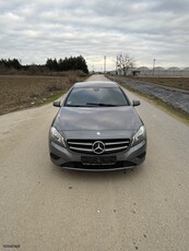 Mercedes-Benz A 180 '14 BLUEEFFICIENCY EDITION STYLE