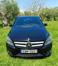 Mercedes-Benz B 200 '13 BLUEEFFICIENCY